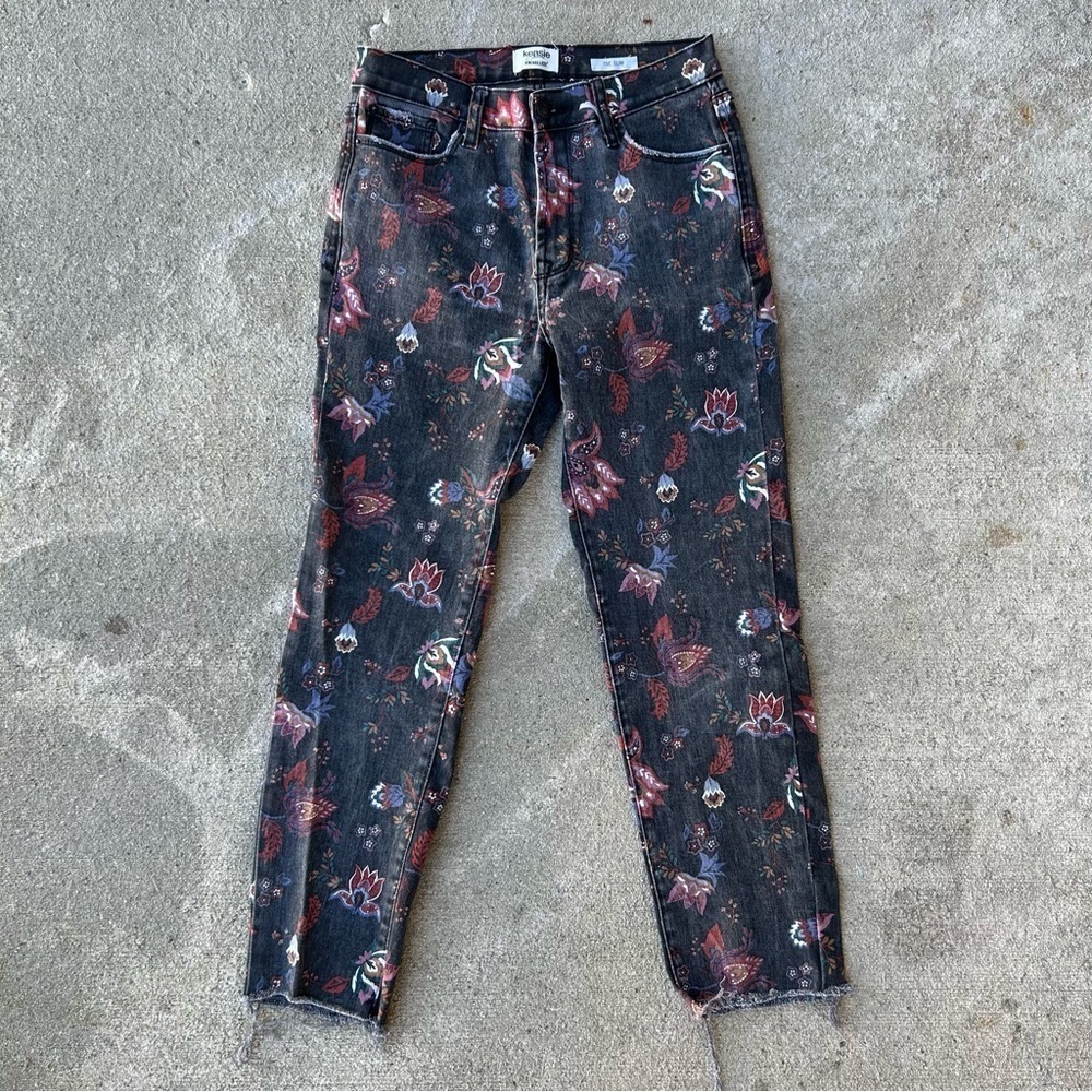 Kensie VintageLuxe Floral Skinny Jeans Sz 2/26 – Boho Slim Fit Denim